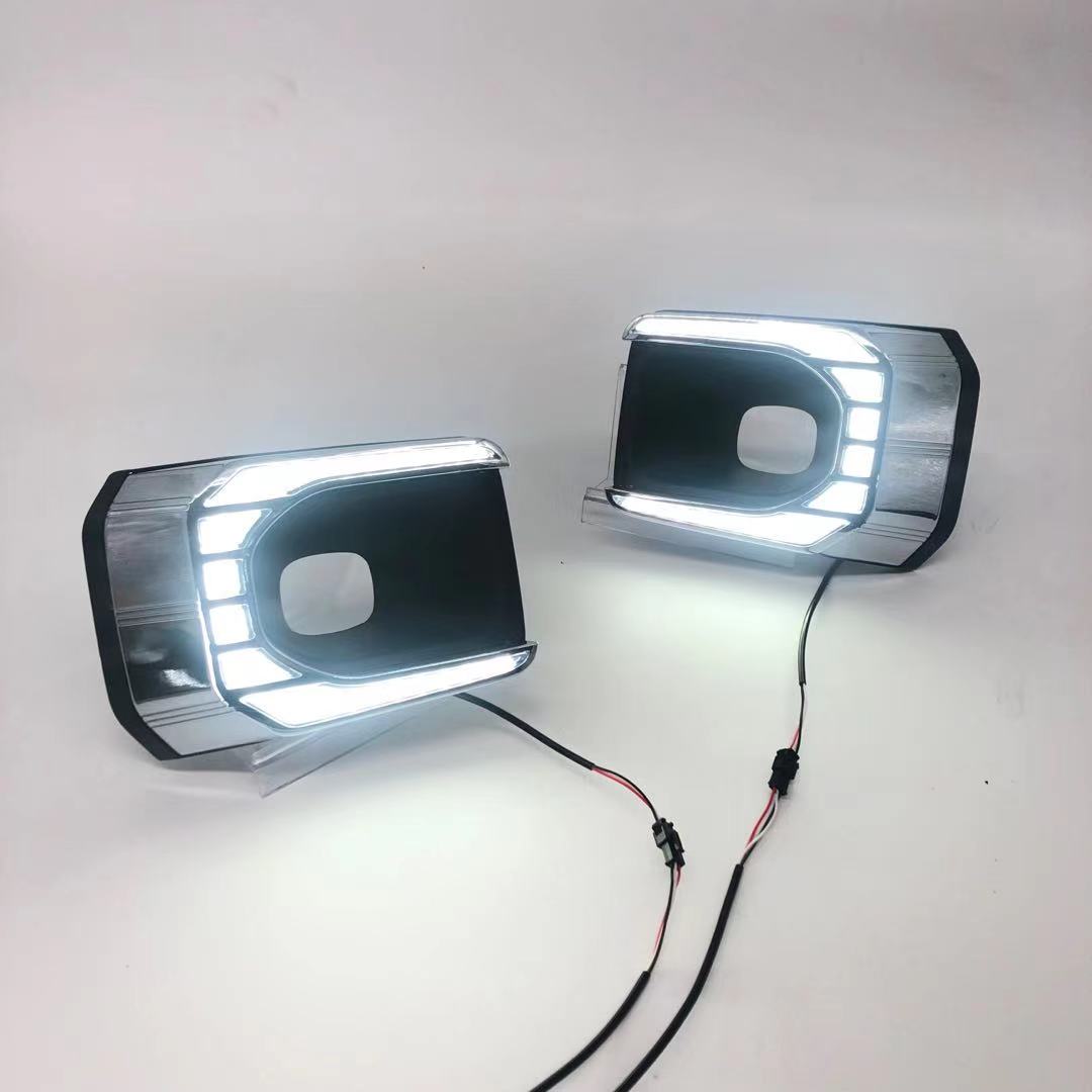 උසස් තත්ත්වයේ නවීකරණය කරන ලද දින ධාවන පහන් Hilux 2020+ ට ගැලපේ