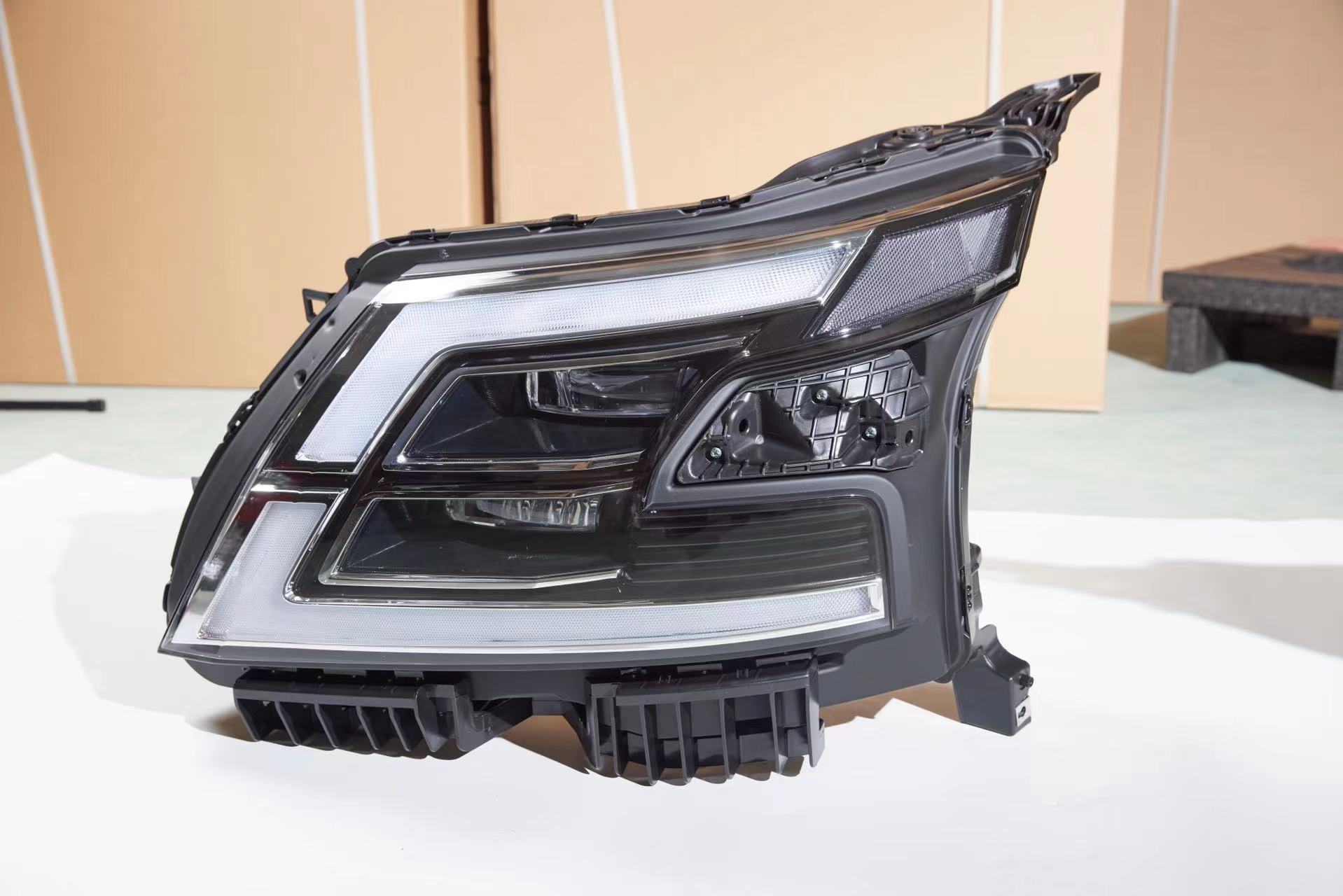 Nissan Patrol 2012 Αναβάθμιση σε κιτ αμαξώματος 2020