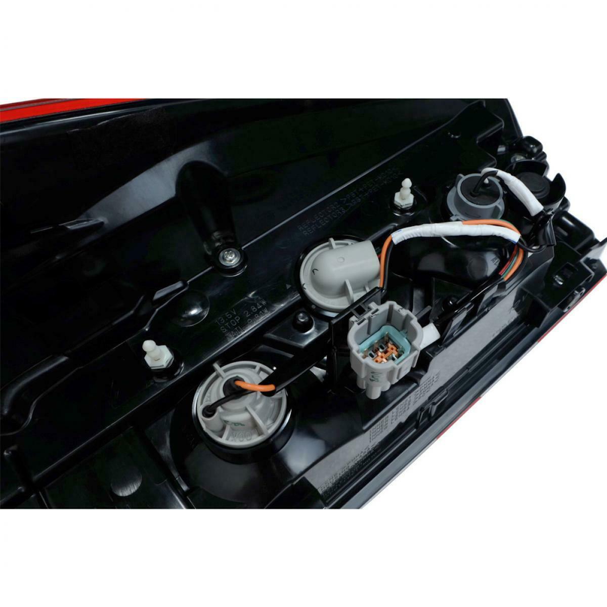 Takalamppu sopii Nissan Navara Np300 2020+