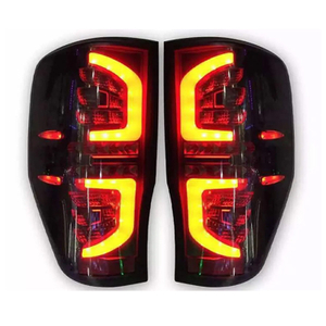 I-Ford Ranger Modified LED Taillights - Ukushayela Ngasemuva, Ukubhuleka, Ukuhlehla, Amalambu Esiginali Okujikisa we-T6, T7, T8 (2012-2021)