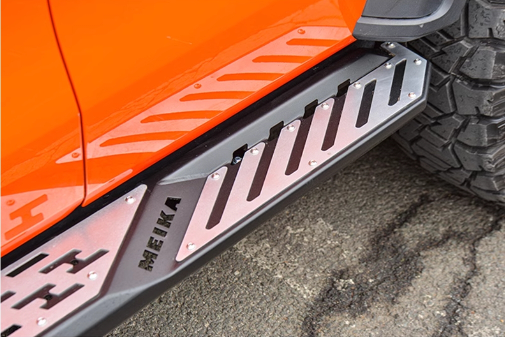 Pedane laterali TOPFIRE-TANK 300 Edge 