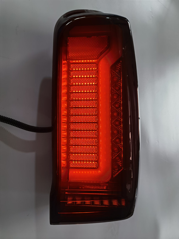 Borong Lampu Belakang Ubahsuai Untuk Mitsubishi L200 2020+ Pickup