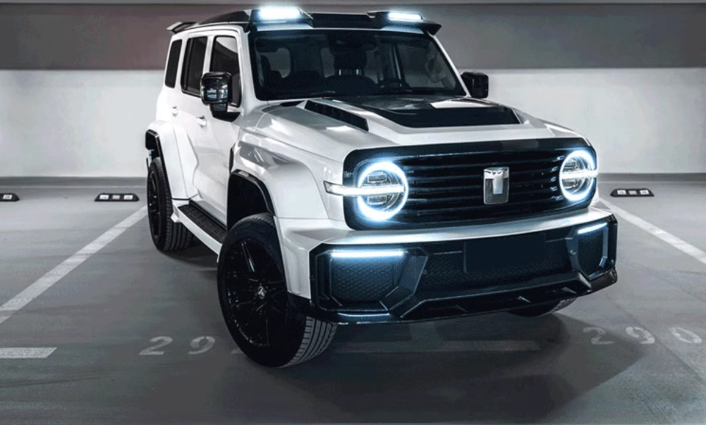 टँक 300 मार्स सिटी बॉडी किट 