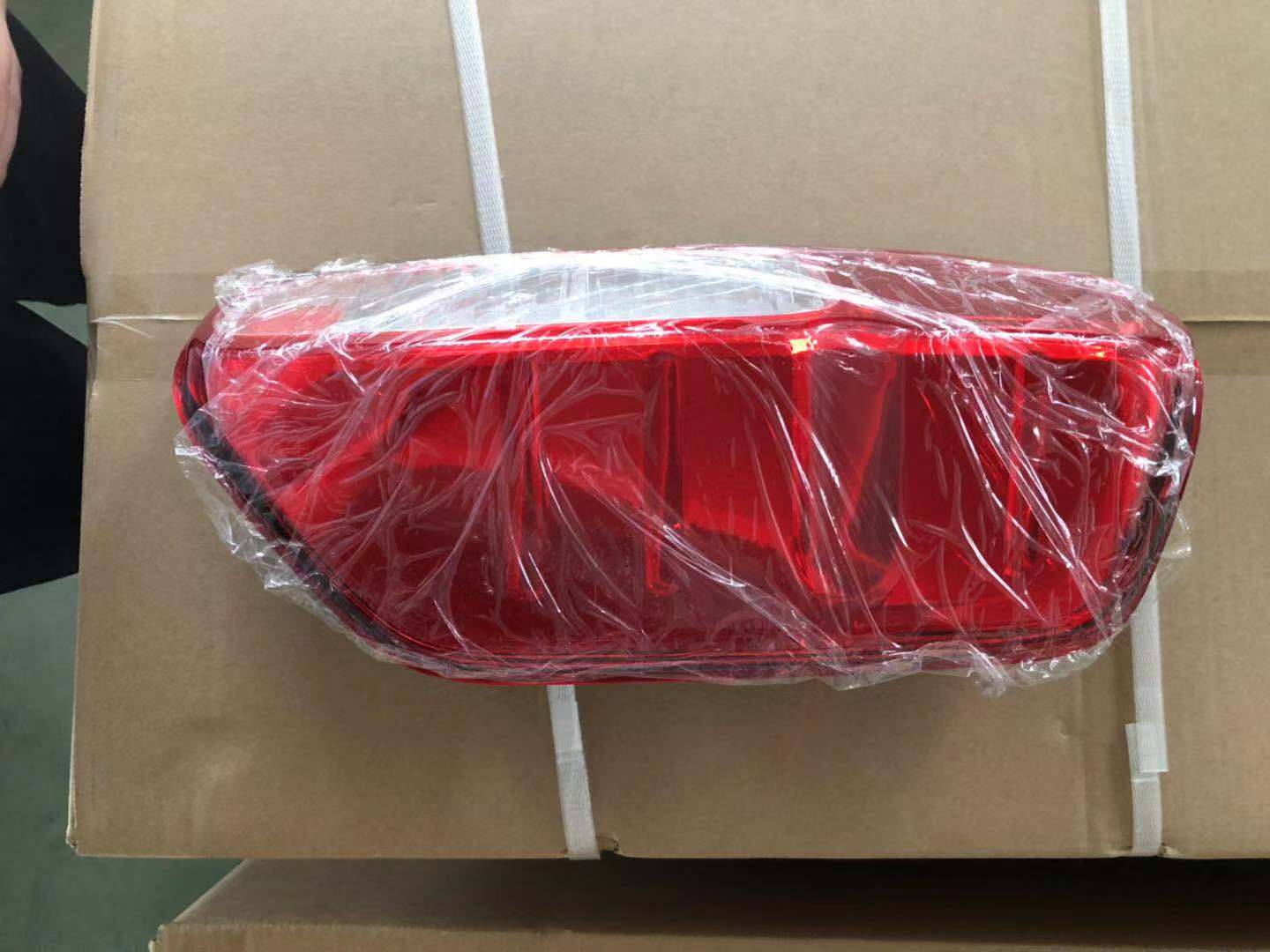Cặp đ&egrave;n hậu Nissan Navara D40 Pickup 2005-2014 Frontier