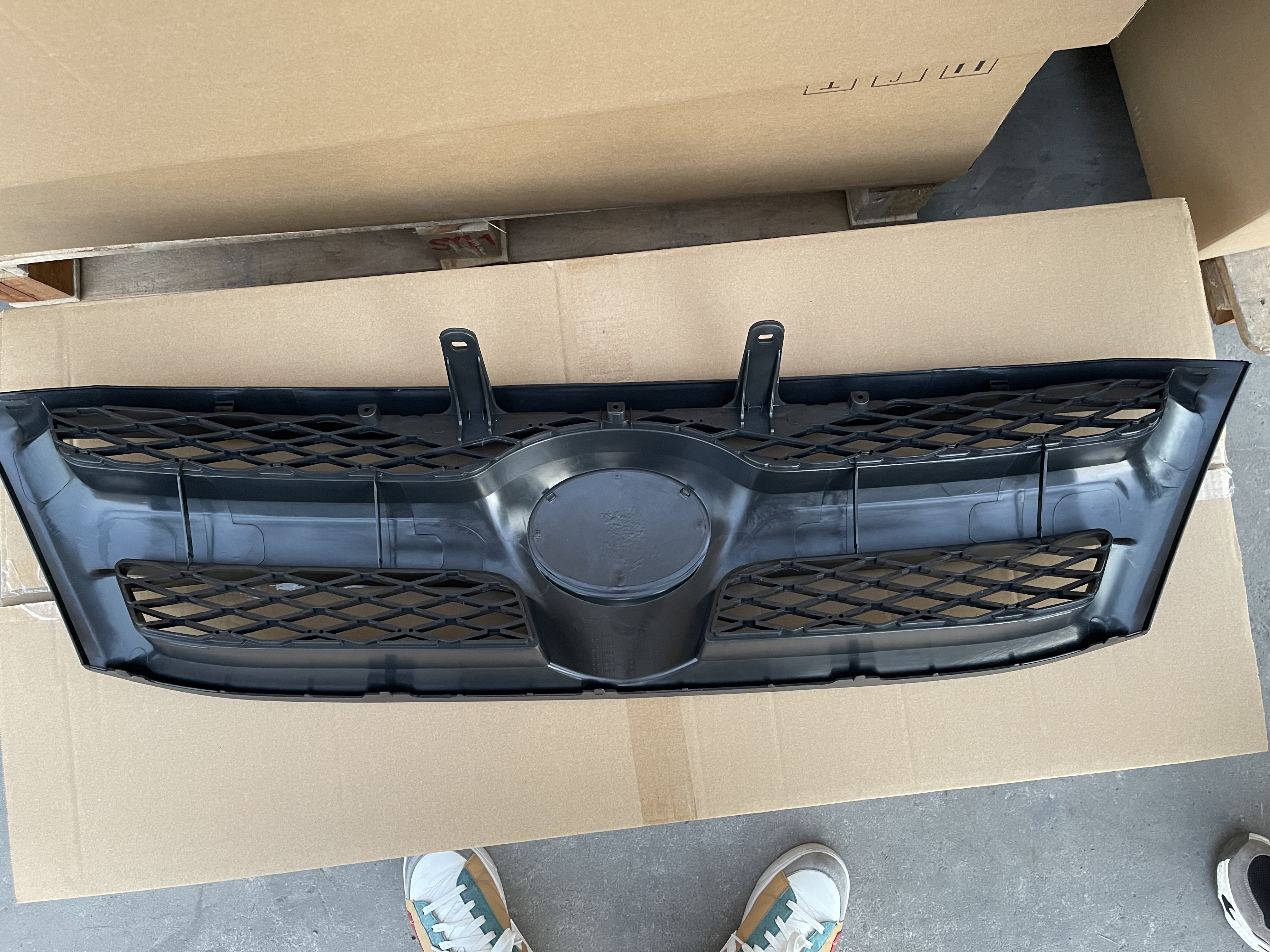 Toyota Hilux Vigo 2005 OEM -iluvõre 